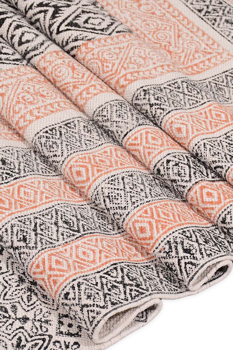 Handcrafted Block-Printed Rug Diamond Pattern Flatweave Cotton Rug - Image 4