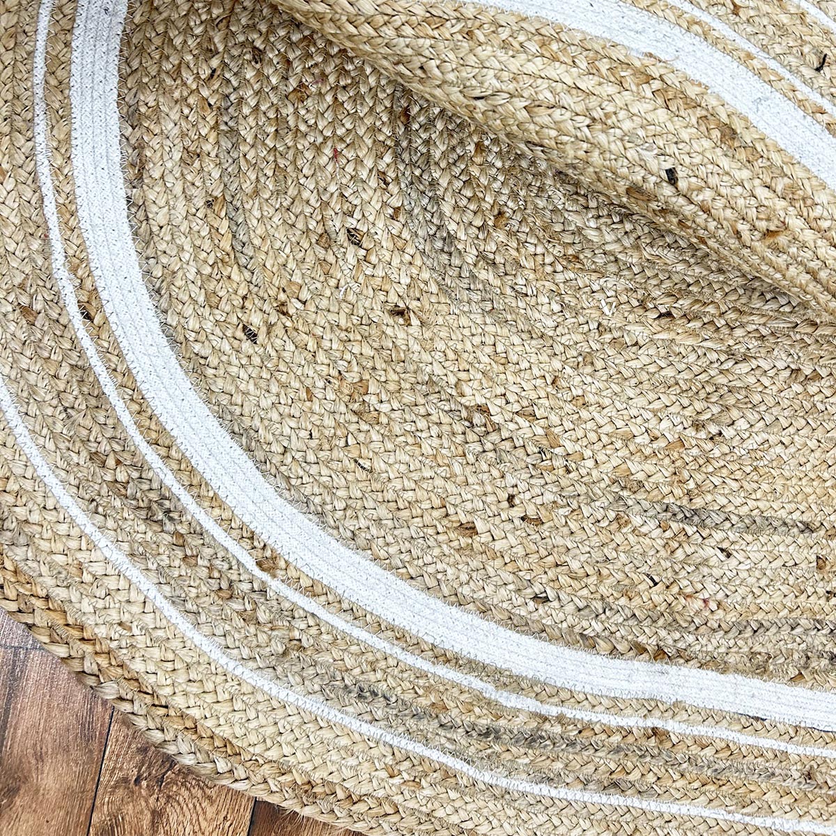 White Border Oval Hand-Braided Jute Rug Living Area Eco-Friendly Rug - Image 3