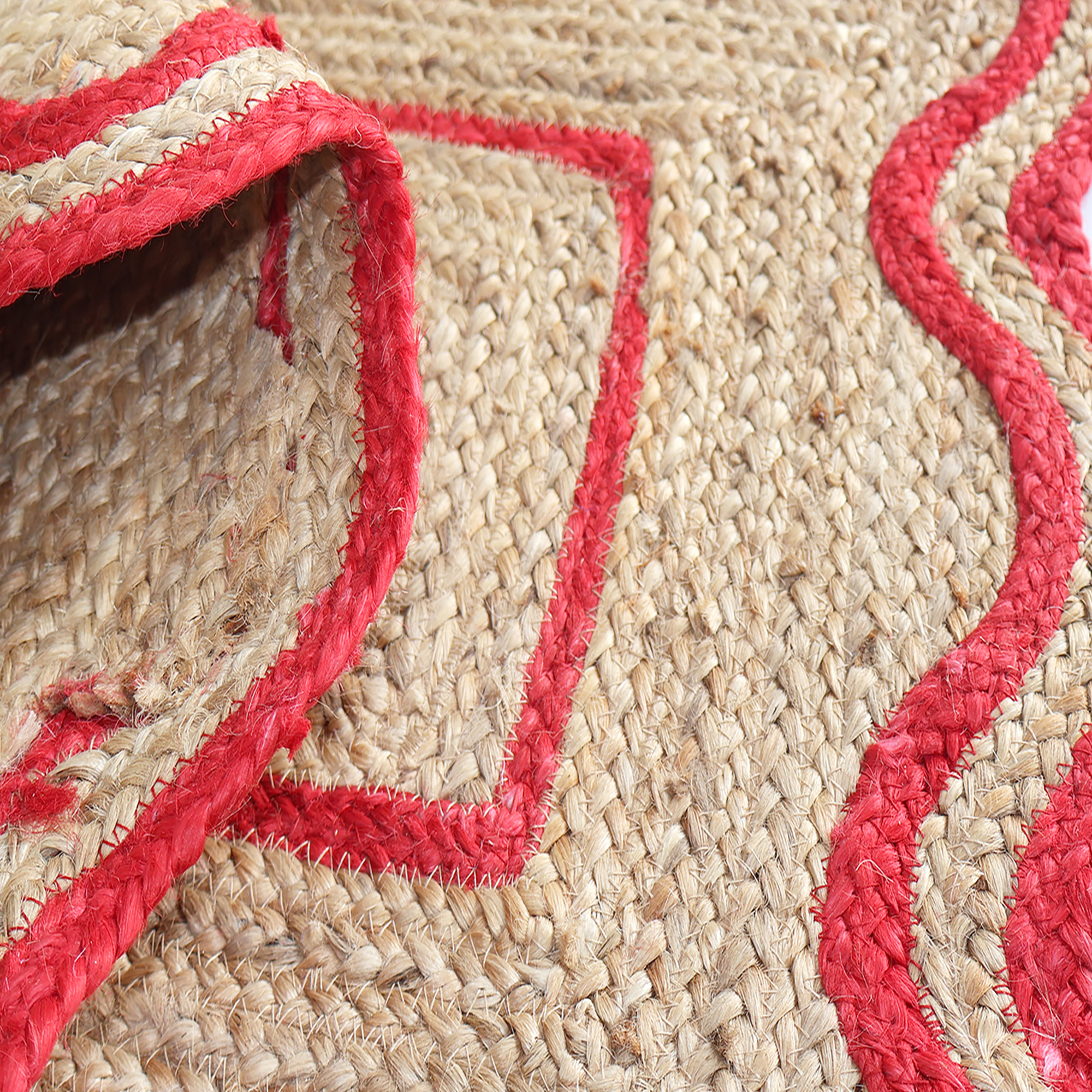 Hand Braided Scalloped Red Jute Rug For Farmhouse, Living Area - Image 4