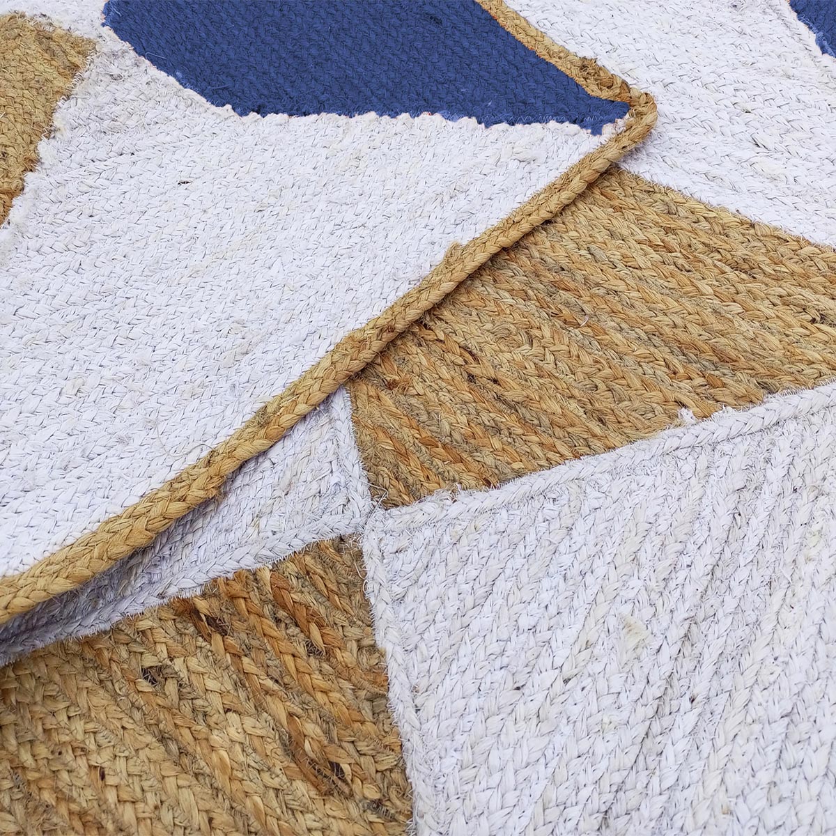 Braided Blue Geometric Jute Rug for Living Area Farmhouse - Image 3