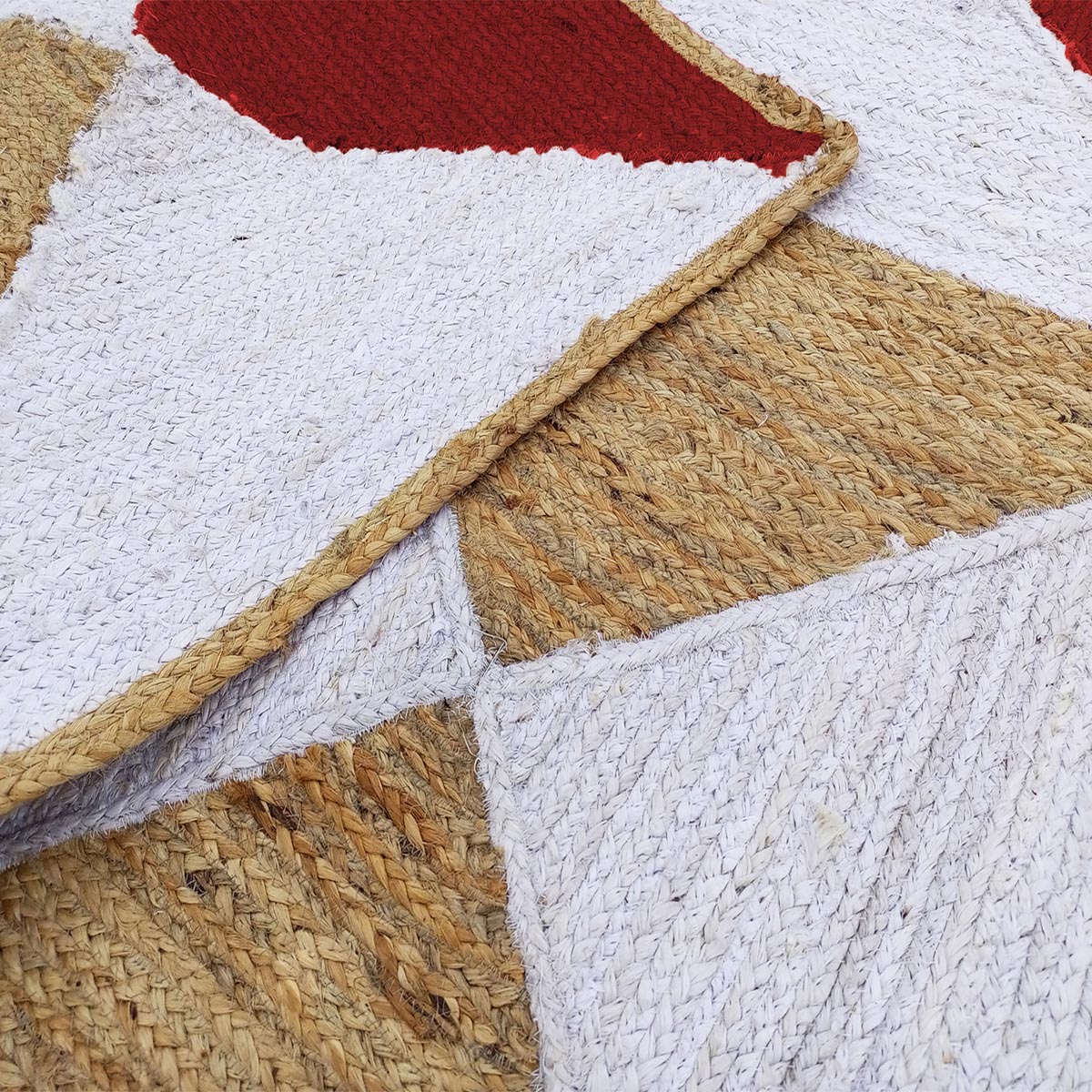 Handmade Geometric Red Jute Rug for Farmhouse Living Room - Image 3