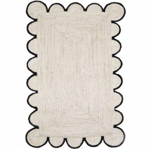Hand Braided Ivory Scalloped Jute Rug