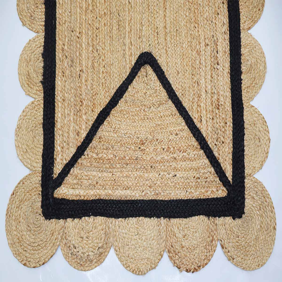 Natural Jute Black Geometric Scalloped Border Rug - Image 3