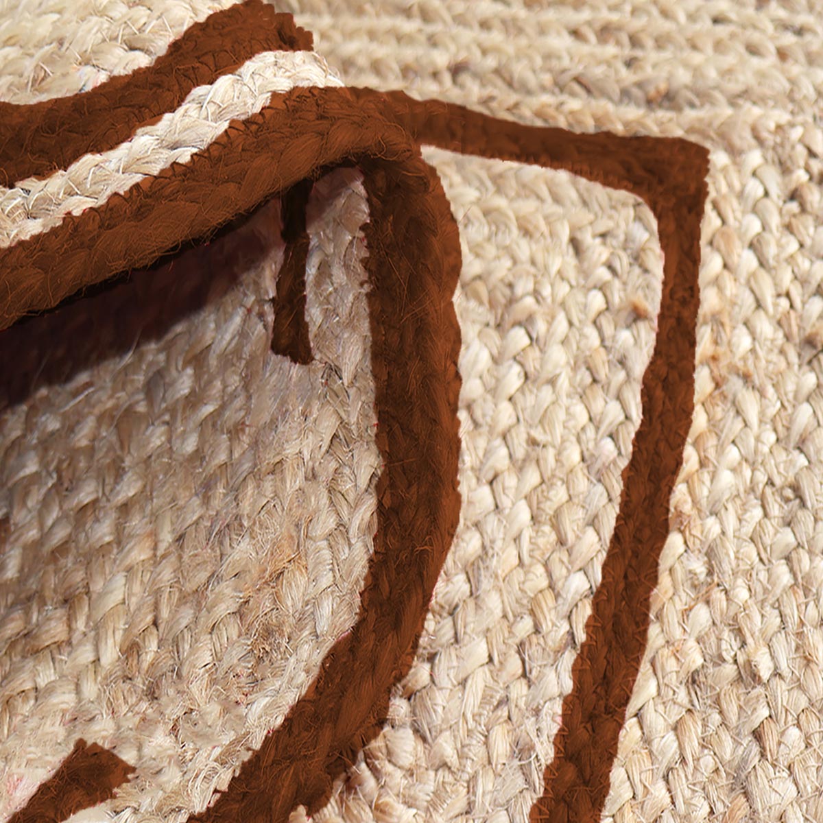 Eco-Friendly Hand Braided Brown Jute Area Rug Scalloped Farmhouse Living Room Carpet - Image 3